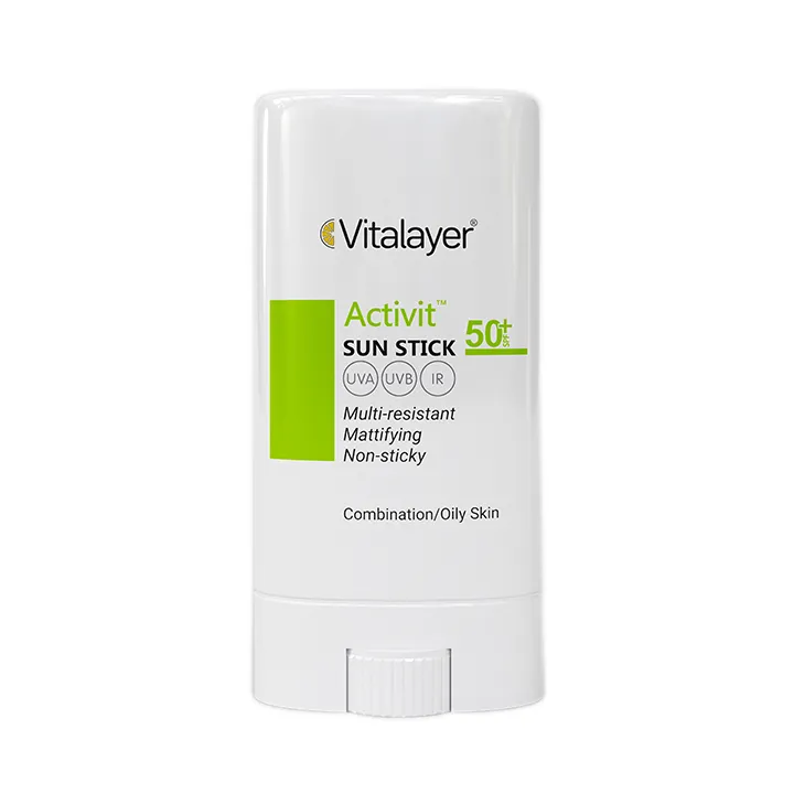 ضد آفتاب استیکی بی‌رنگ ویتالیر SPF 50 مدل اکتیویت ‌محافظ UVA،UVB,IR مناسب پوست‌های مختلط و چرب وزن 15 گرم